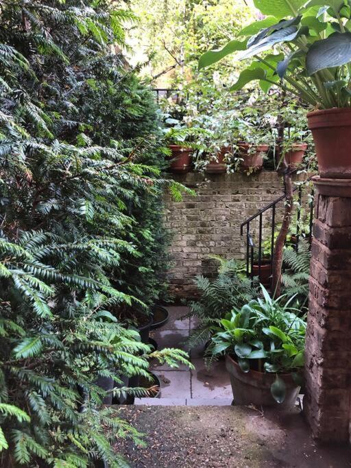 Kings Cross, Self-Contained House & Private Garden Villa London Luaran gambar